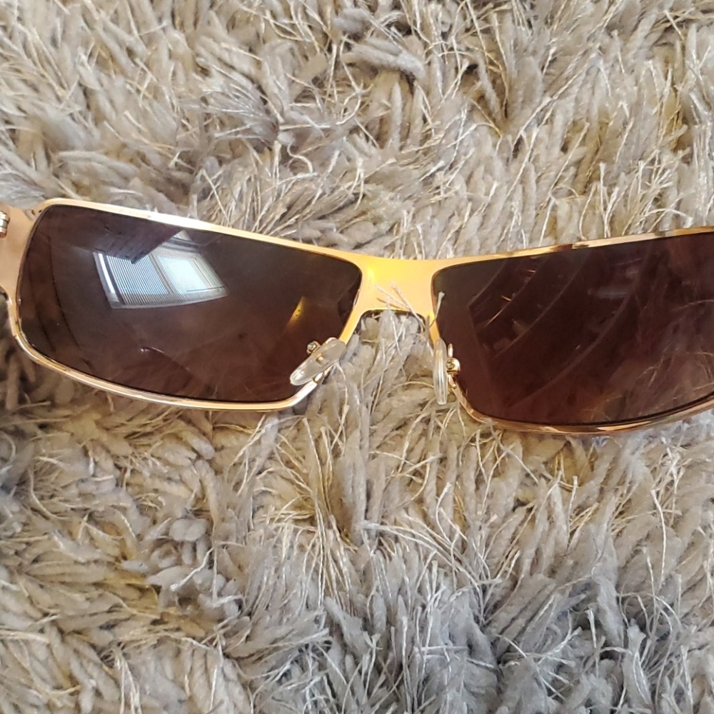 Sunglasses - Picture 3 of 3